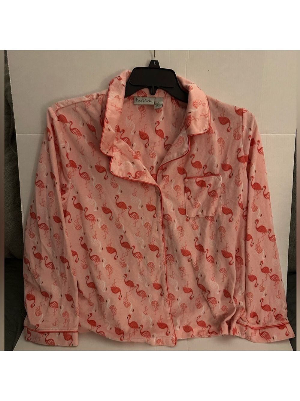 Flamingo 🦩 Pink 2 PC set Pj's🦩 Pre Loved in excellent condition. Size Xl